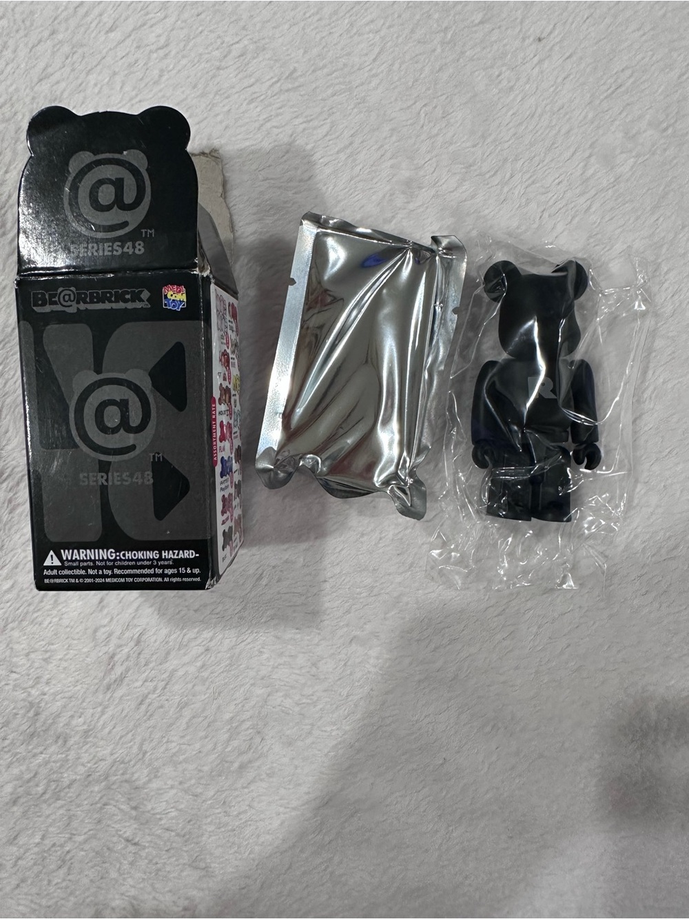 Bearbrick Series 48, Basic Letter “R” Black